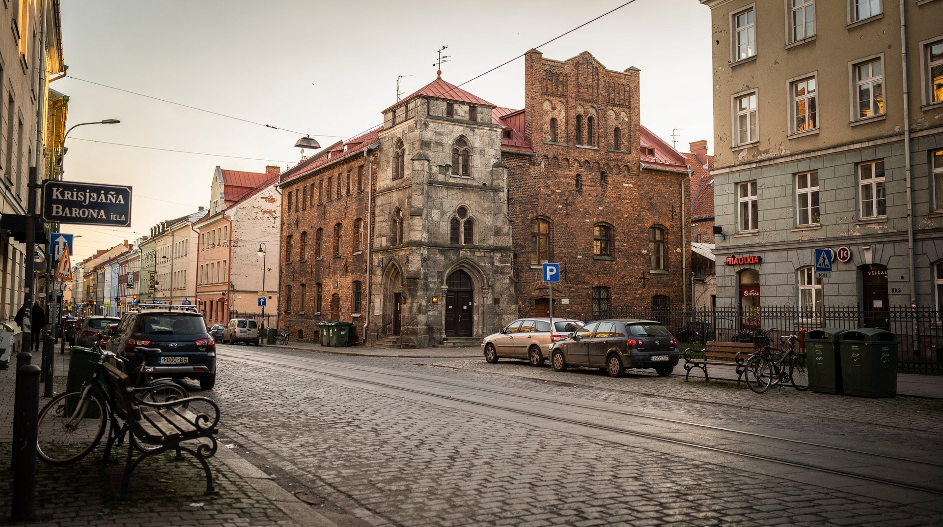 Victory Monument Riga: what it means, who visits, and the honest context